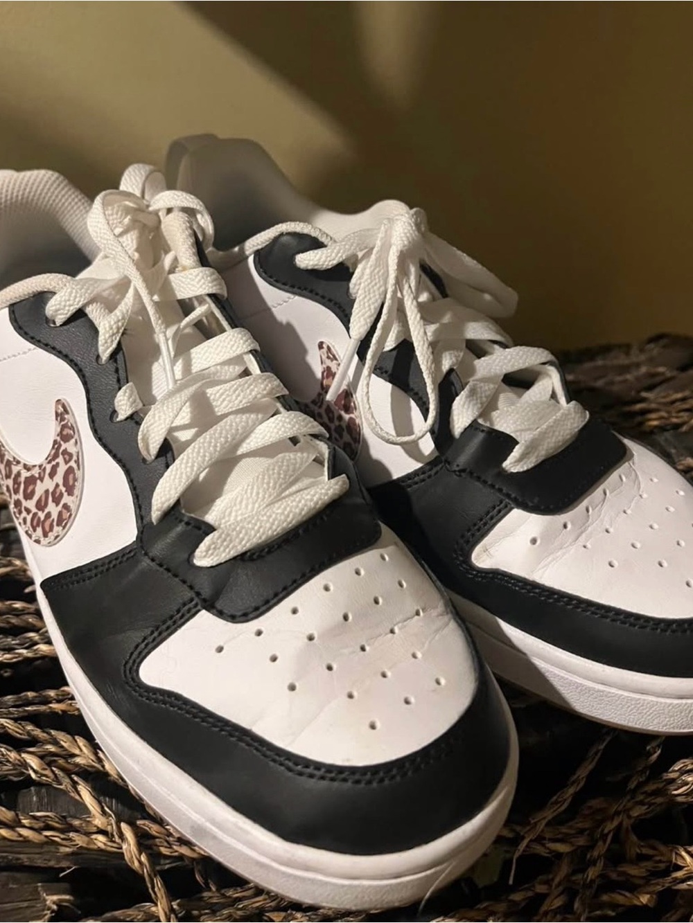 NIKE Animal Print Court Sneakers Big Kids size 6Y EUC